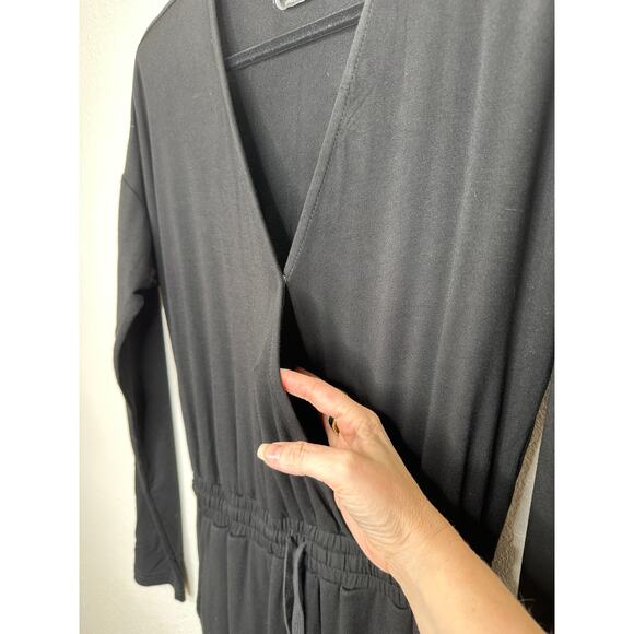 VICI Black Colette Deep-V Long Sleeve Pocketed Drawstring Jumpsuit XS - Picture 6 of 16